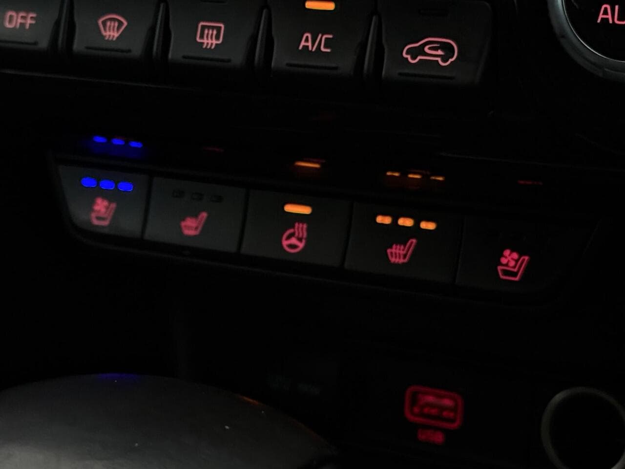 Kia Sportage thumbnail Misc Controls