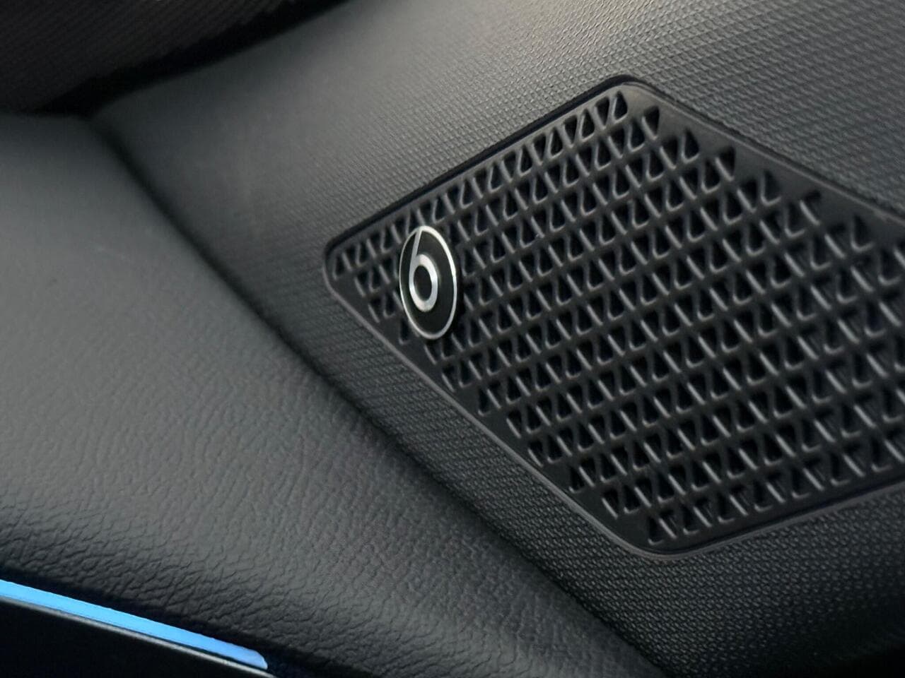 CUPRA Formentor thumbnail Misc Controls