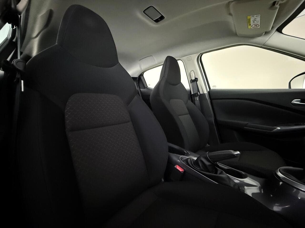 Nissan Juke thumbnail Seat Driver