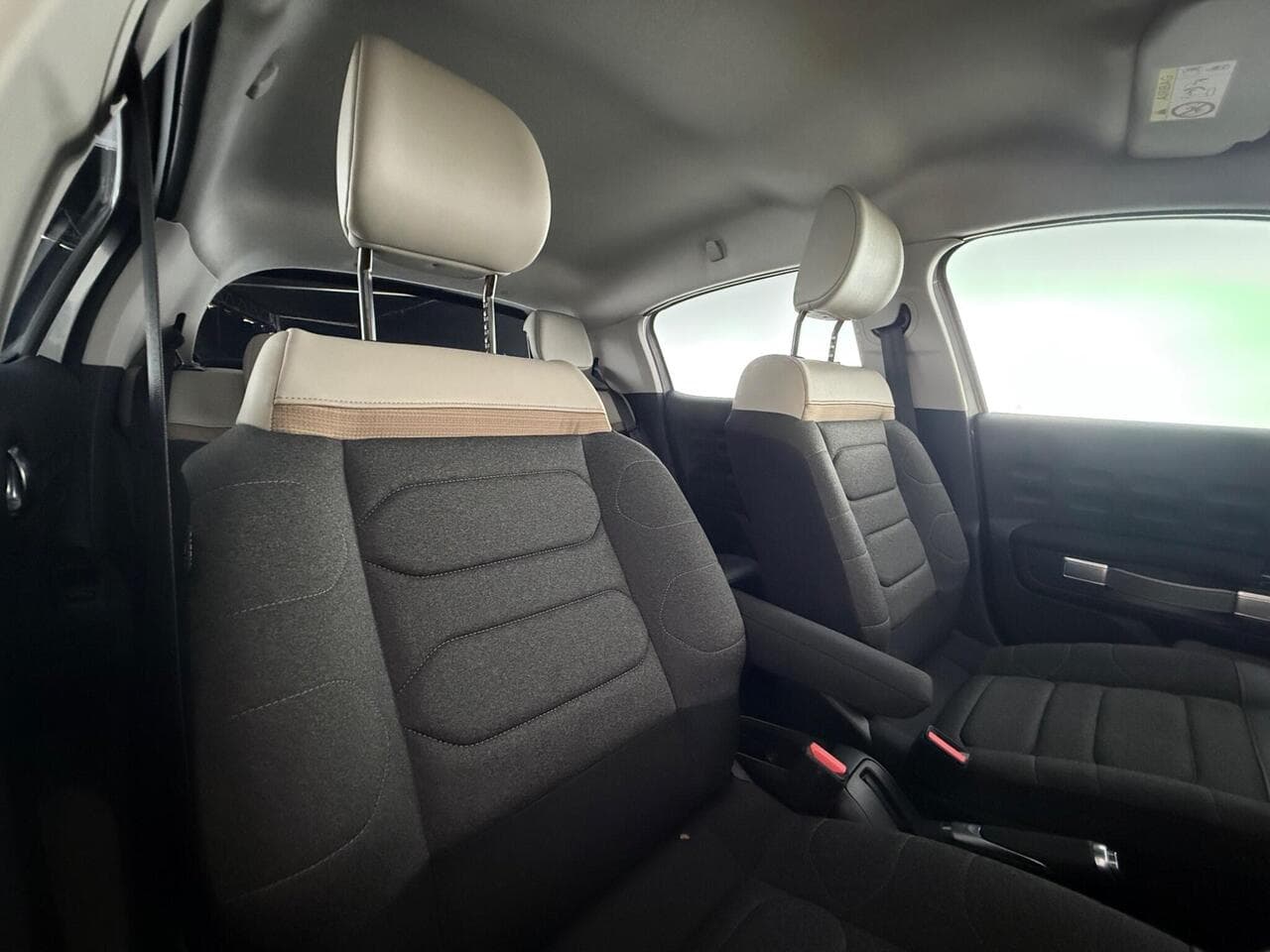 Citroen C3 thumbnail Seats Rear