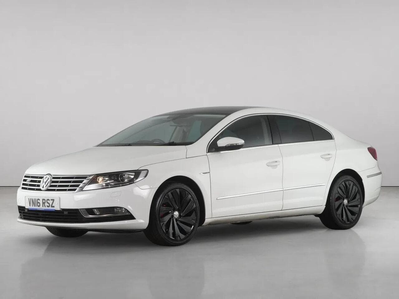 Volkswagen CC thumbnail Front Left