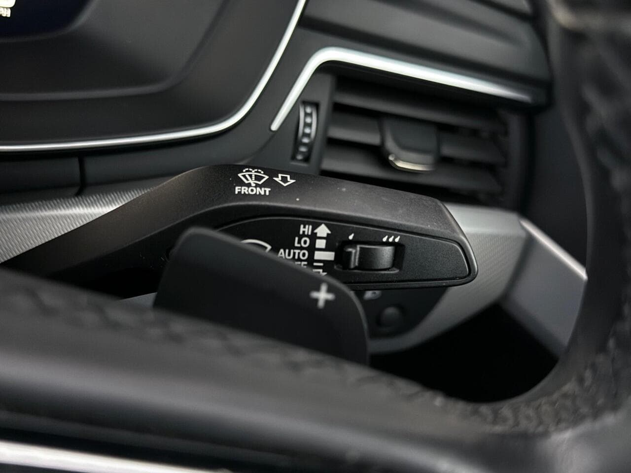 Audi A4 thumbnail Misc Controls