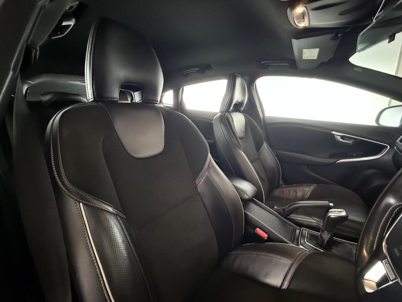 Volvo V40 thumbnail Seat Driver