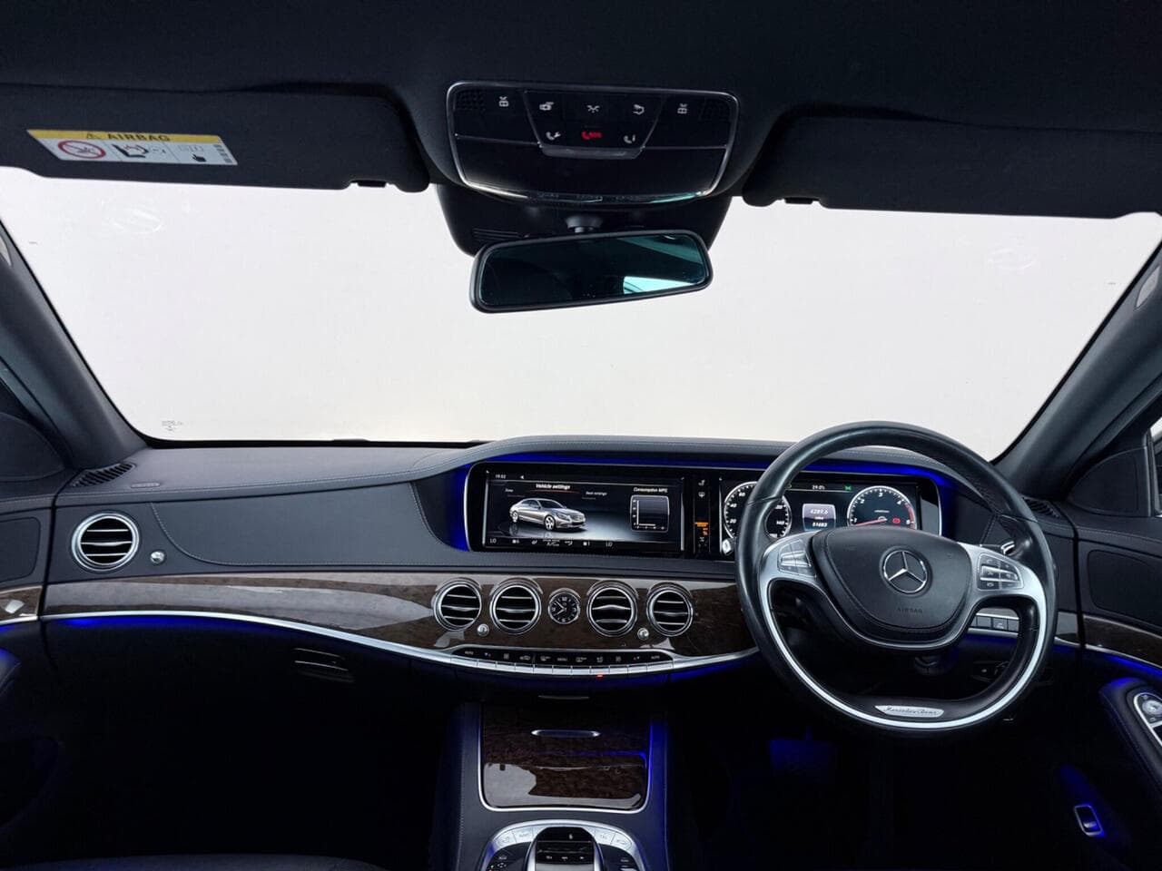 Mercedes-Benz S Class thumbnail Interior Front