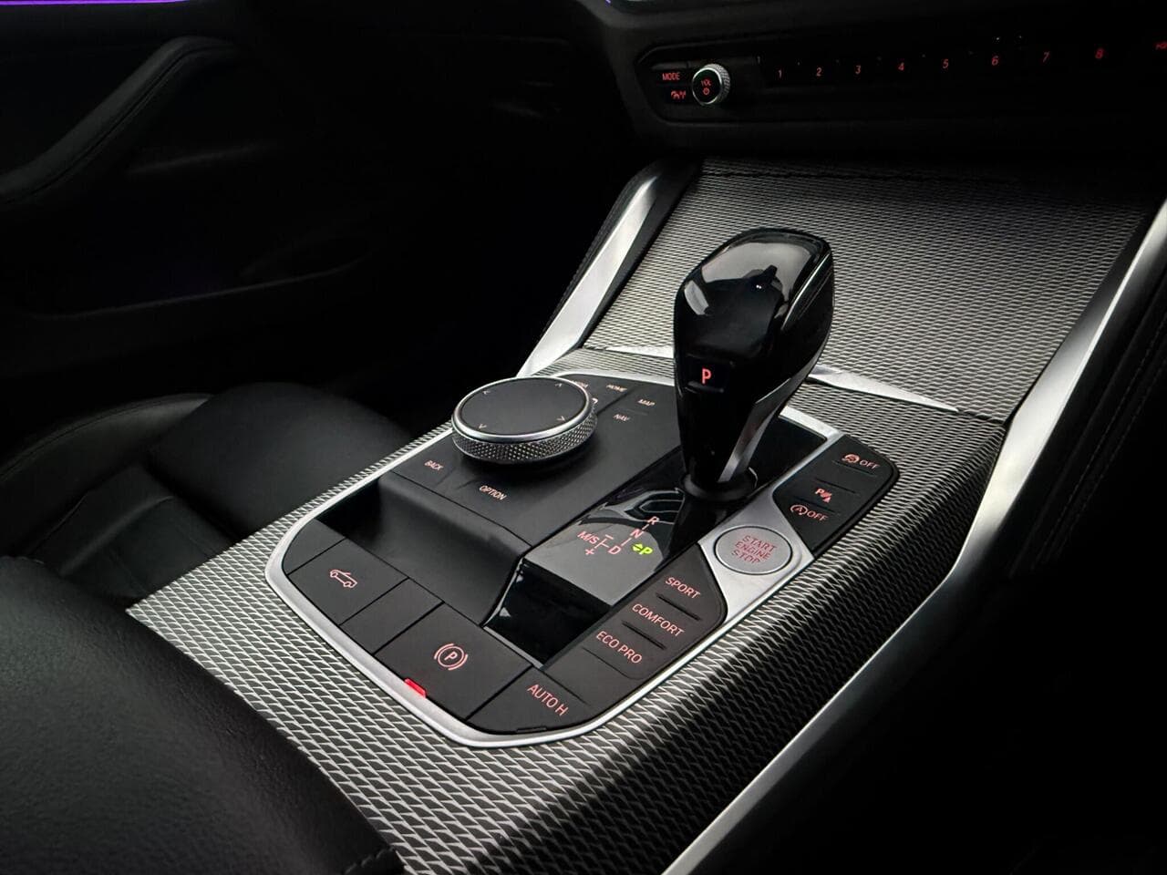 BMW 4 Series thumbnail Interior Front