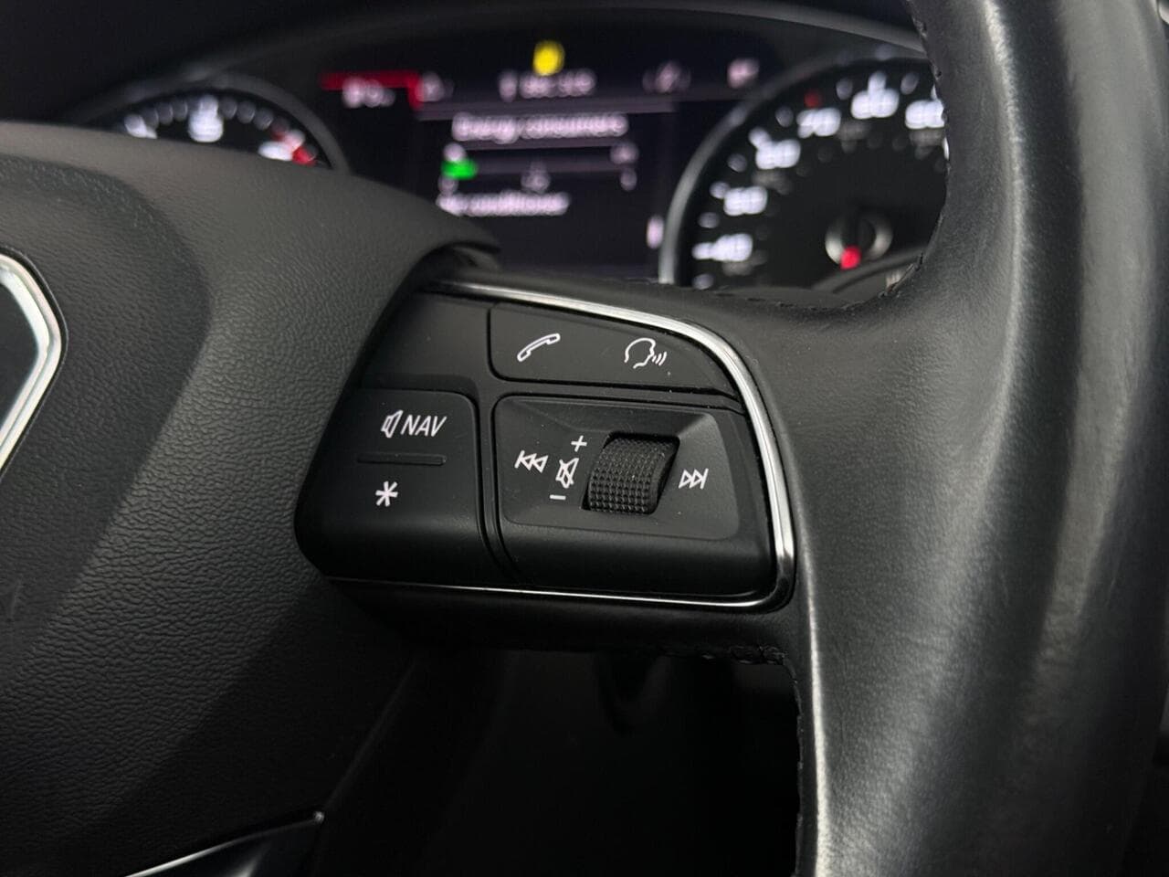 Audi Q5 thumbnail Misc Controls