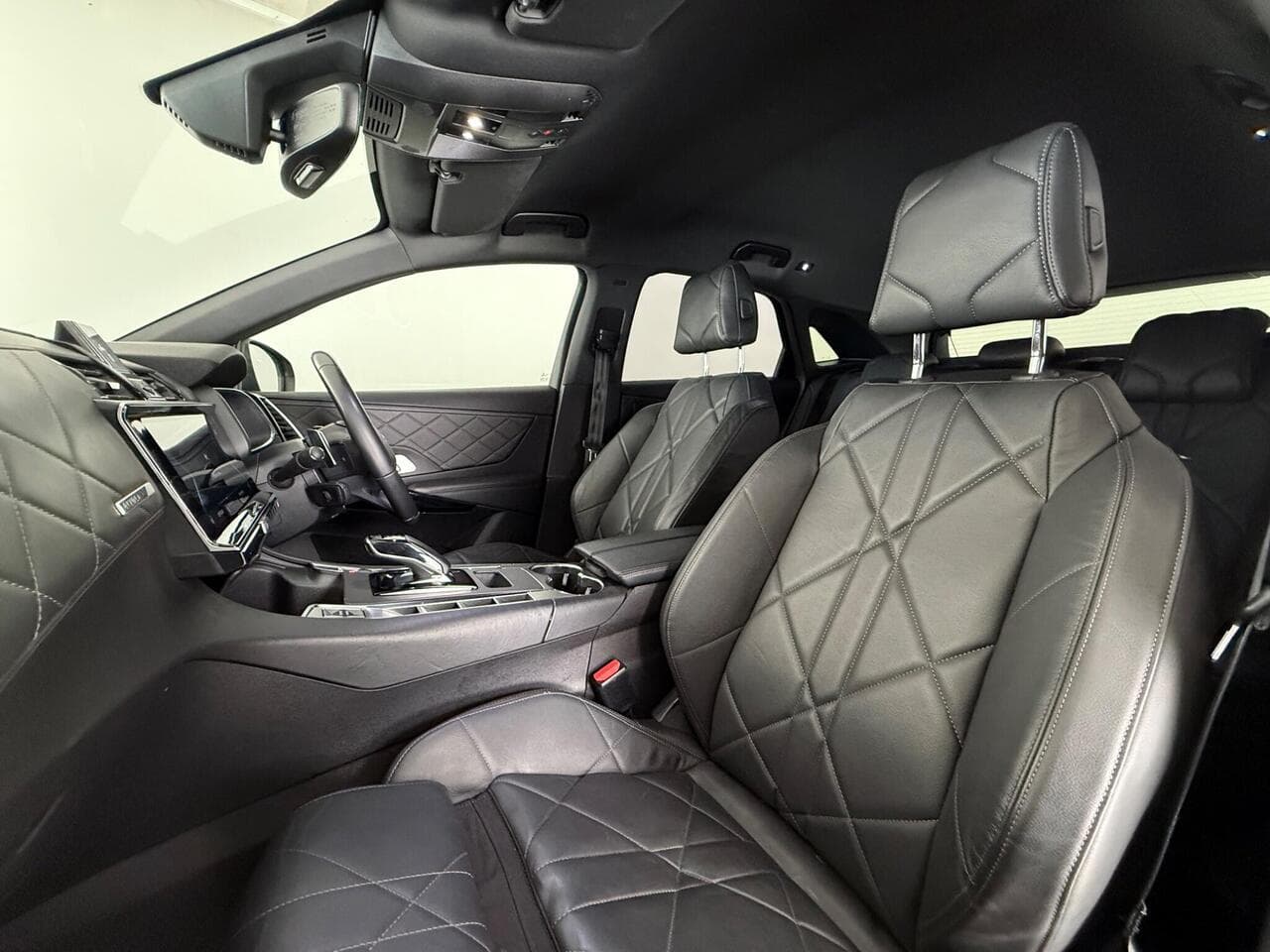 DS AUTOMOBILES DS 7 CROSSBACK thumbnail Seat Front Passenger