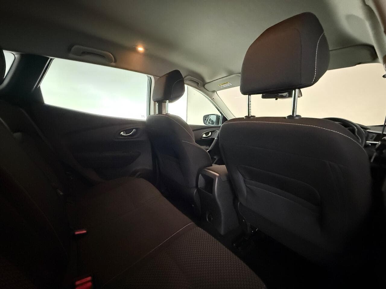 Renault Kadjar thumbnail Seats Rear