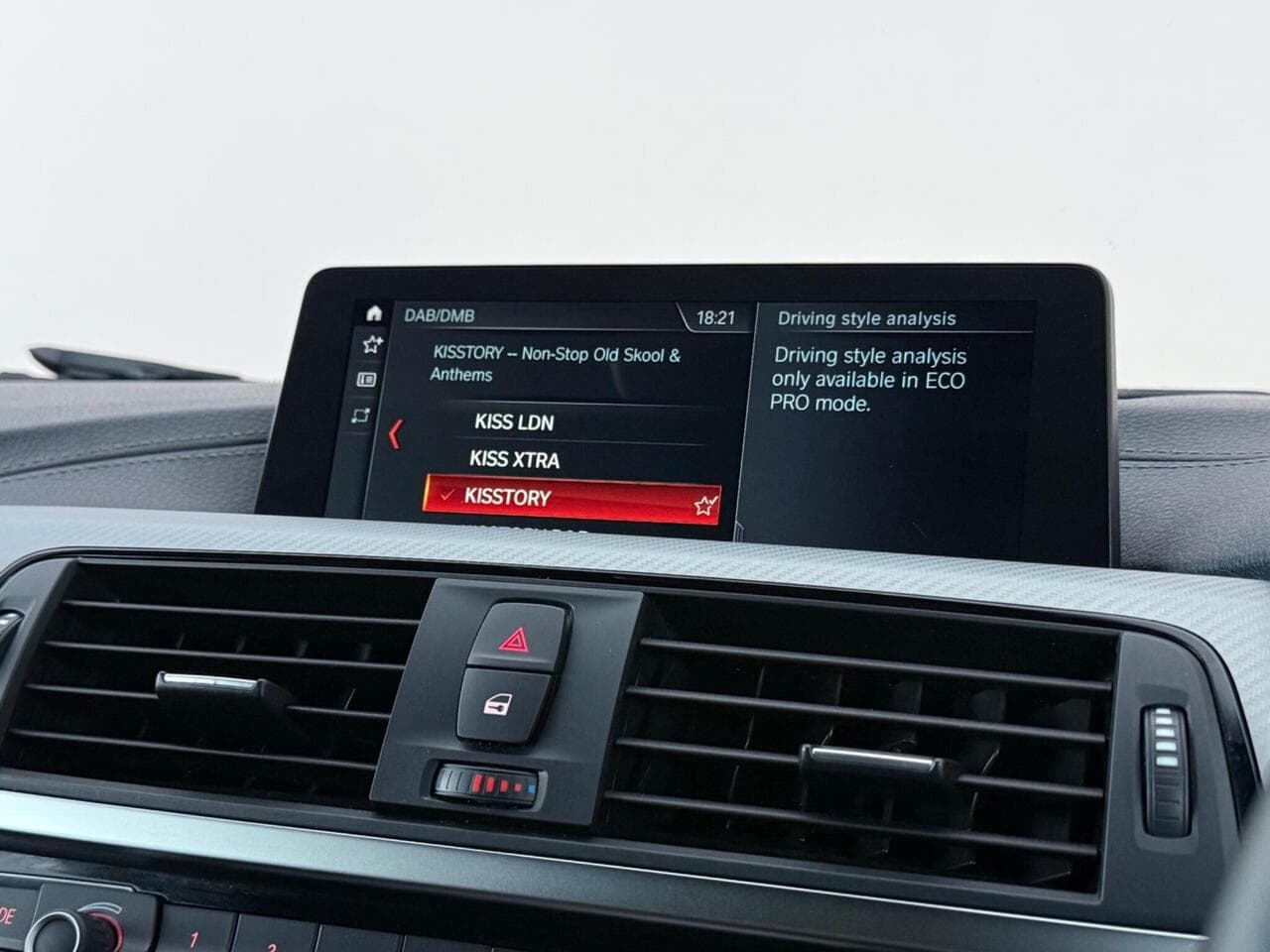 BMW 4 Series thumbnail Infotainment System