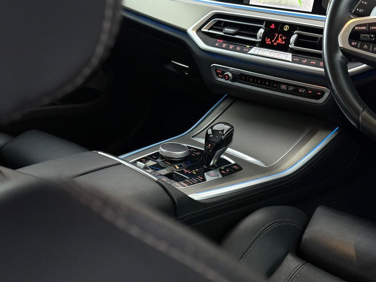 BMW X5 thumbnail Interior Front