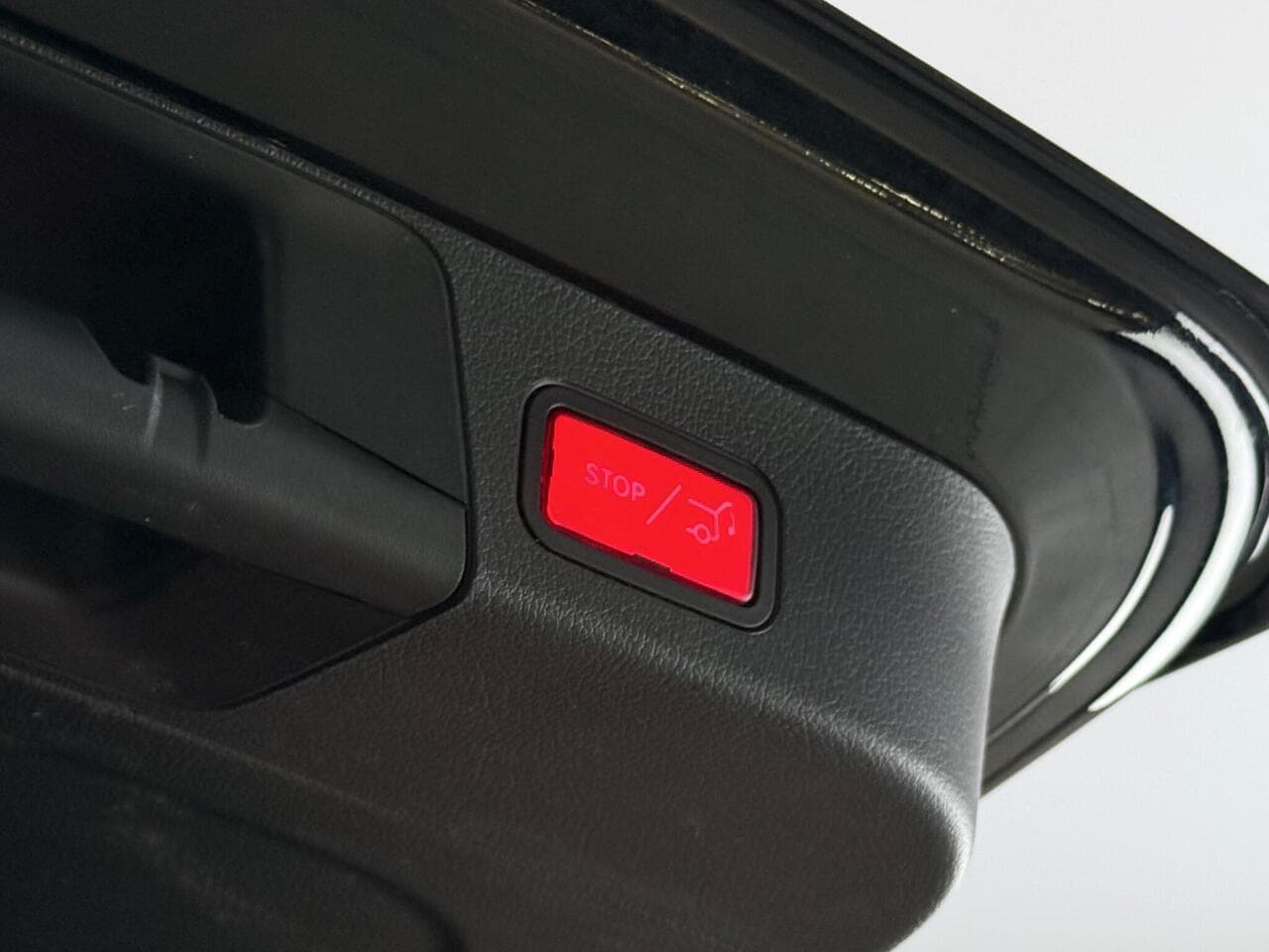 Mercedes-Benz GLB thumbnail Lights Rear