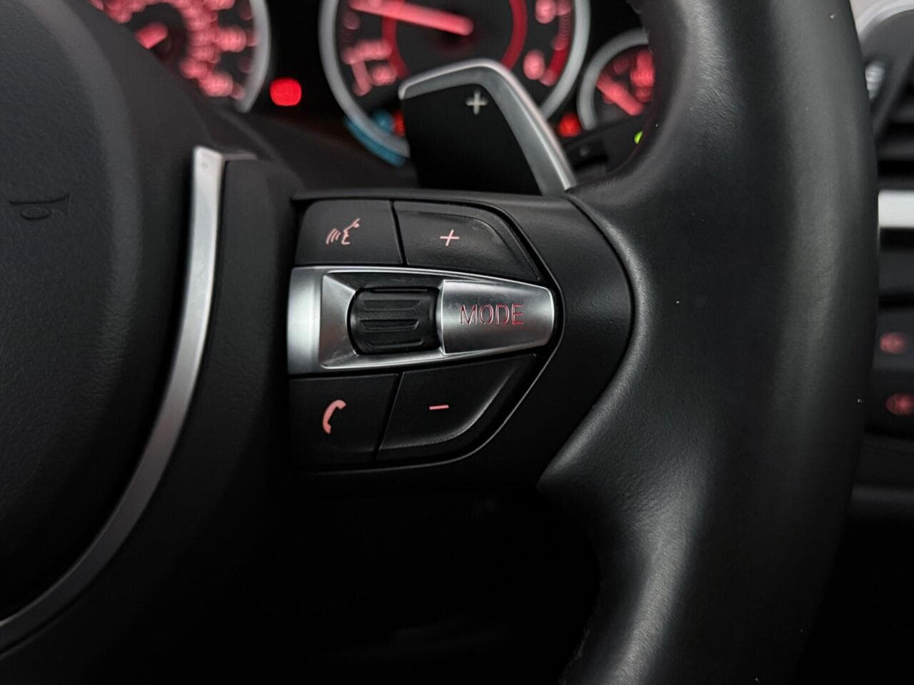 BMW 4 Series thumbnail Misc Controls