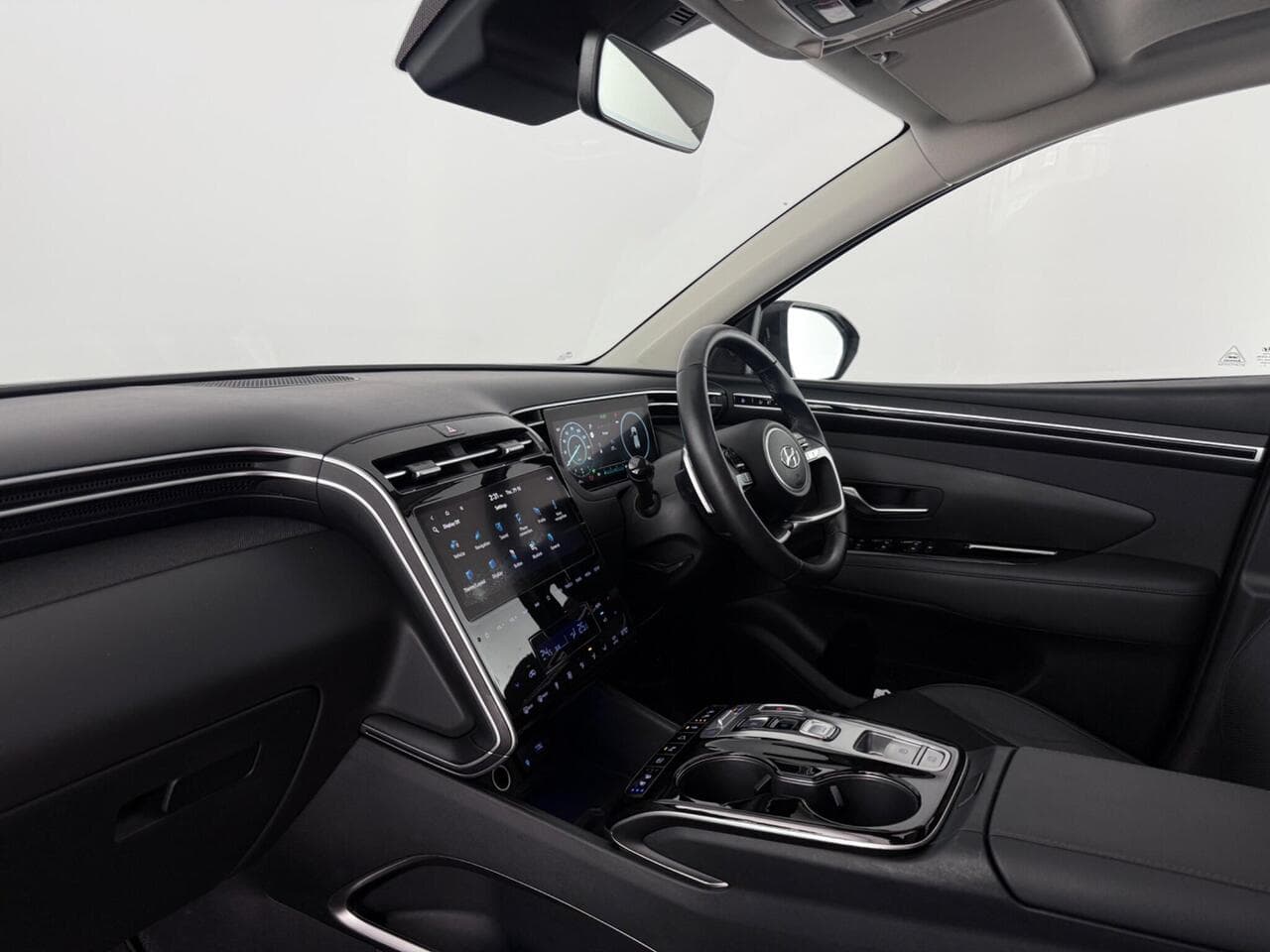 Hyundai TUCSON thumbnail Interior Front