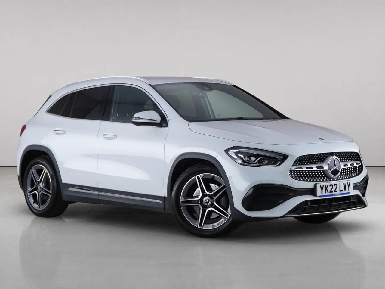 Mercedes-Benz GLA - Mercedes-Benz GLA 1.3 GLA200 AMG Line (Premium) 7G-DCT Euro 6 (s/s) 5dr