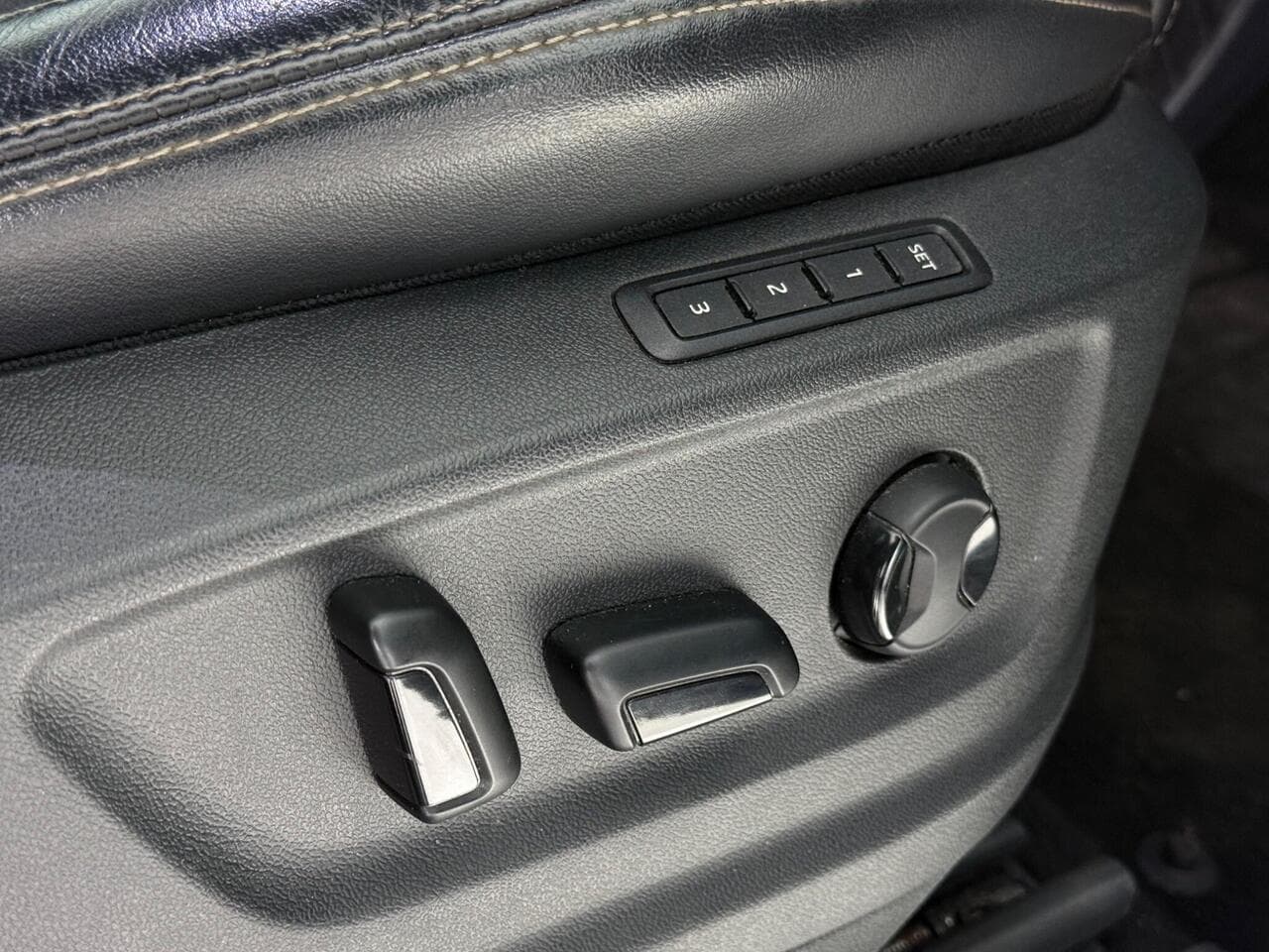 Skoda Kodiaq thumbnail Misc Controls