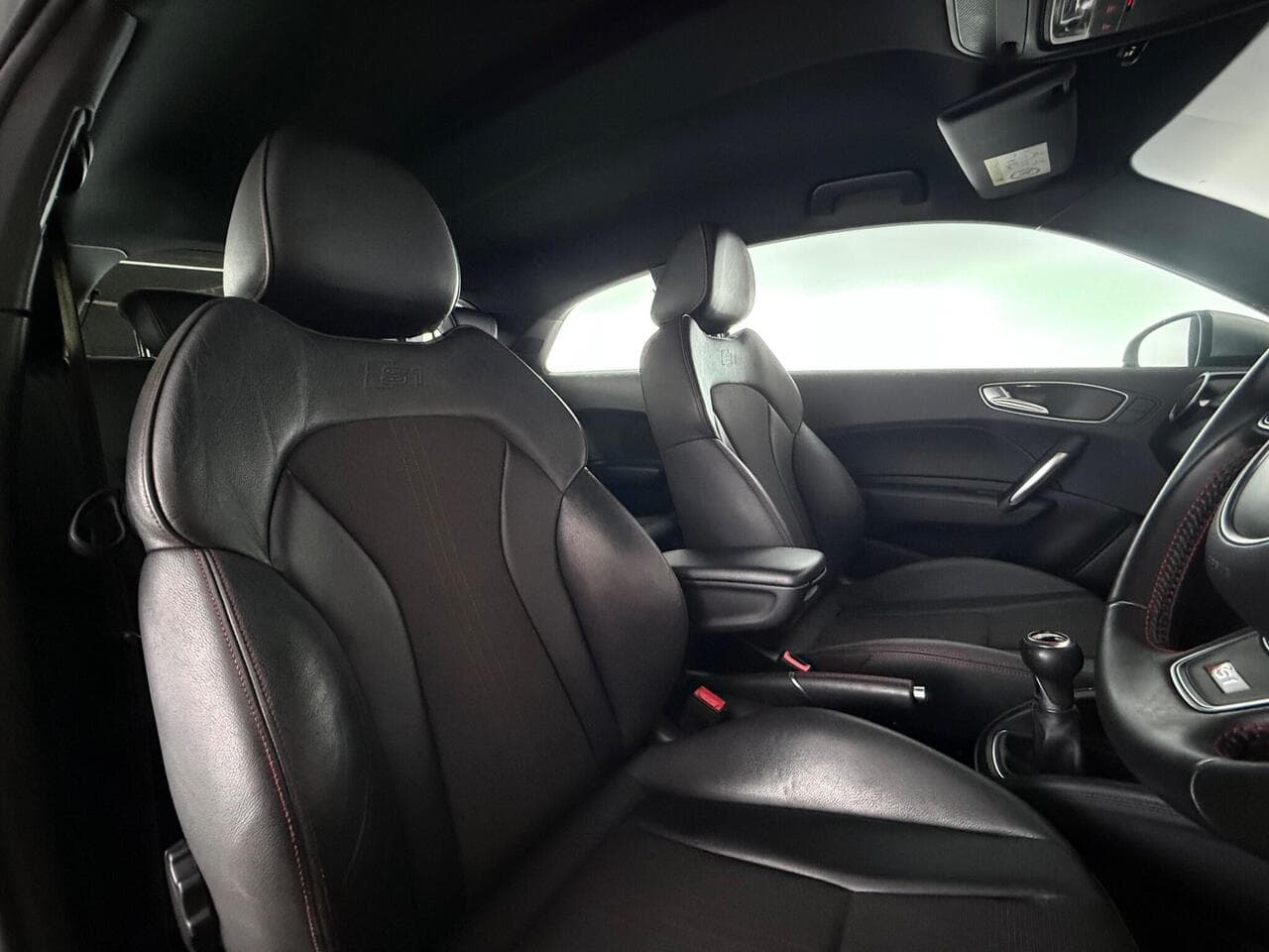 Audi S1 thumbnail Seat Driver
