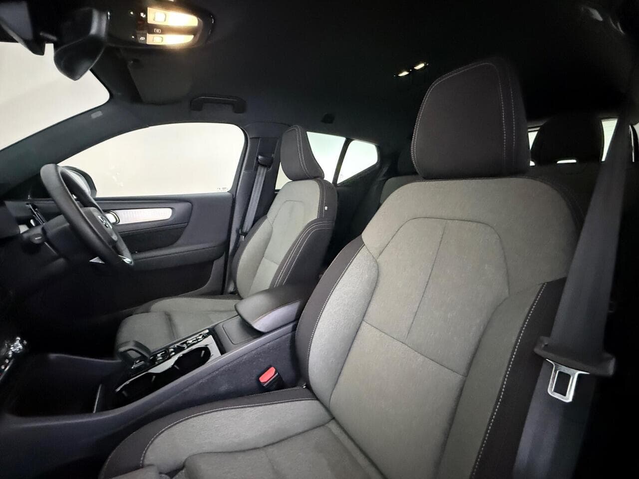 Volvo XC40 thumbnail Inconclusive