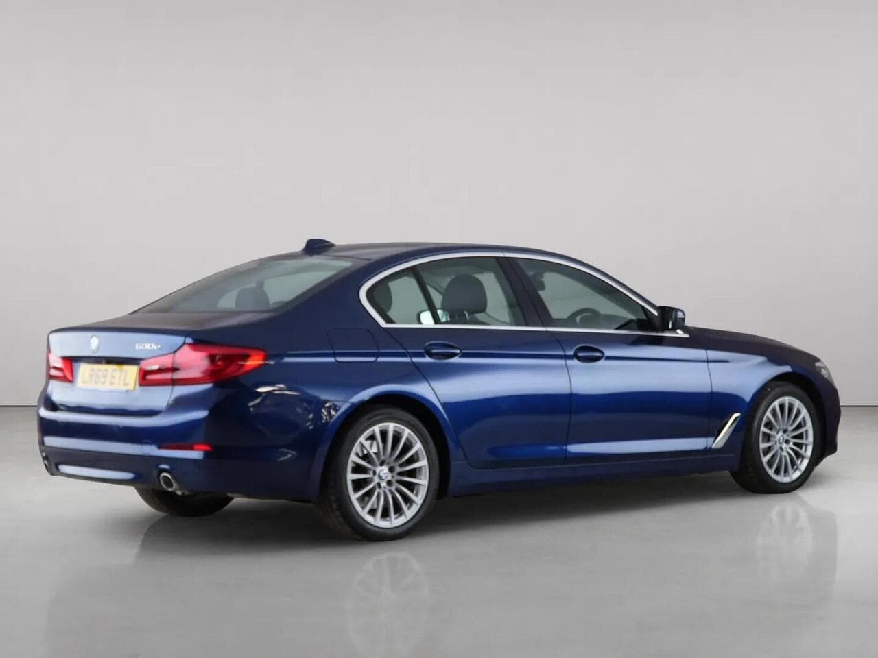 BMW 5 Series thumbnail Inconclusive