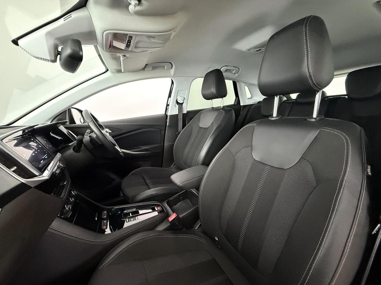 Vauxhall Grandland thumbnail Seat Front Passenger
