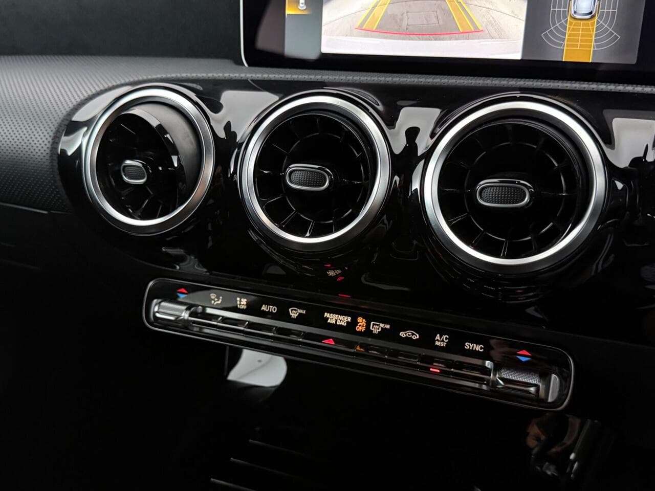 Mercedes-Benz A Class thumbnail Infotainment System