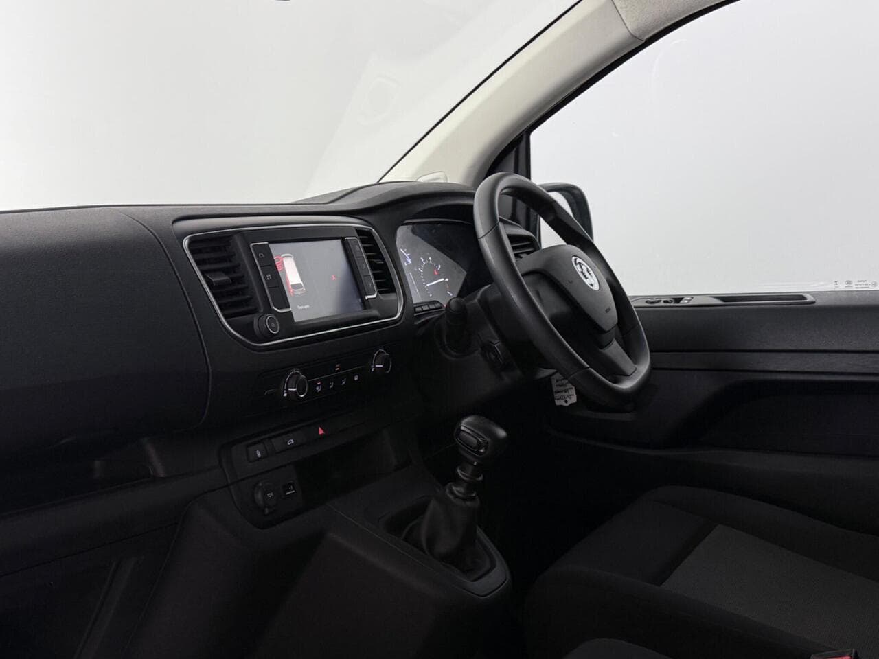 Vauxhall Vivaro thumbnail Interior Front