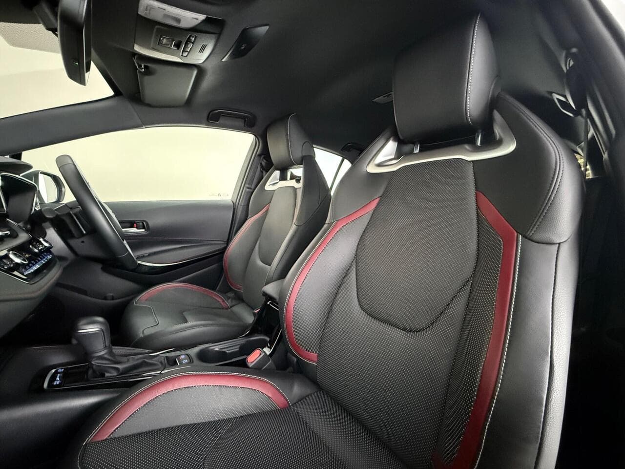 Toyota Corolla thumbnail Seat Front Passenger