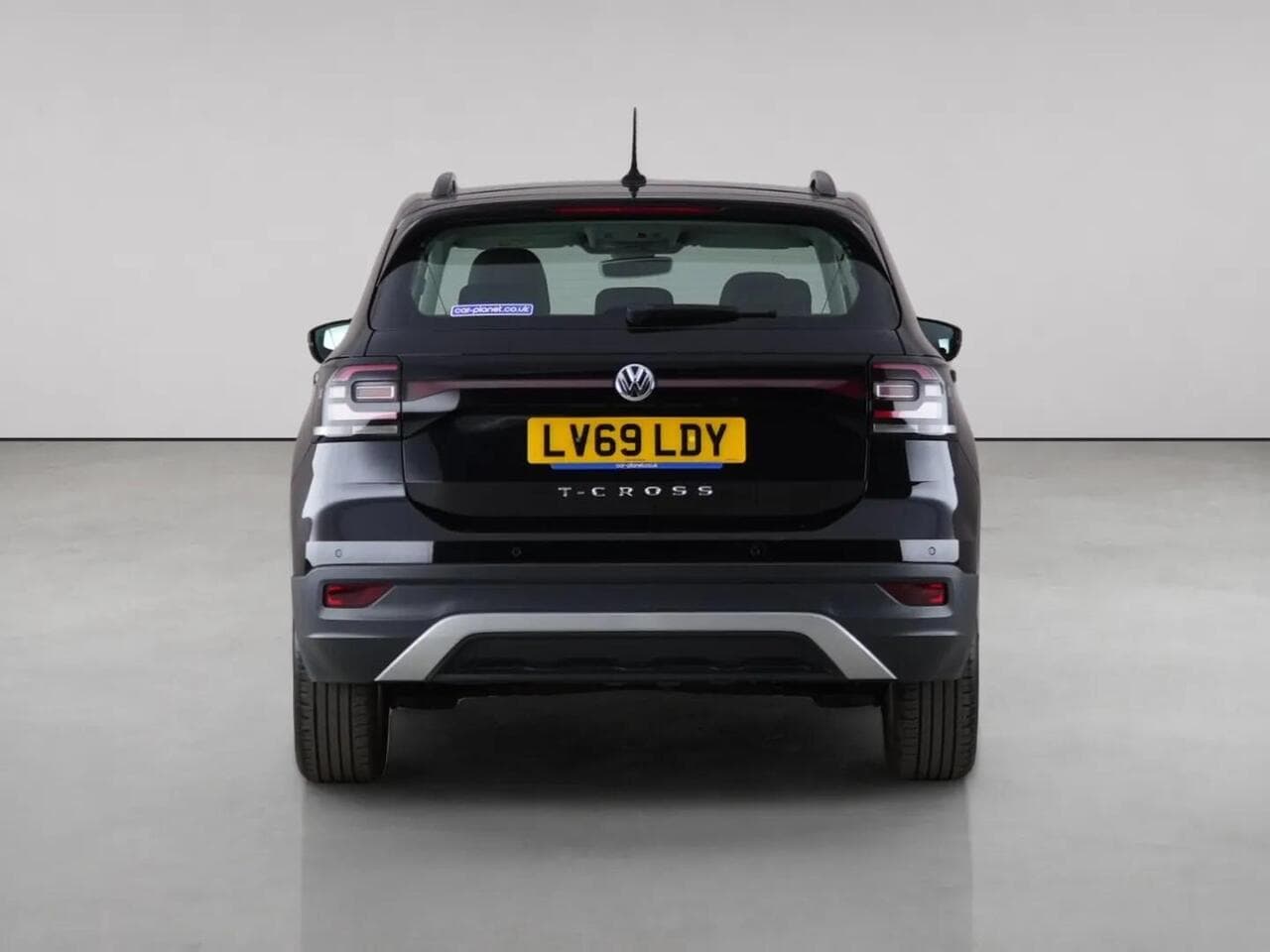 Volkswagen T-Cross thumbnail Rear