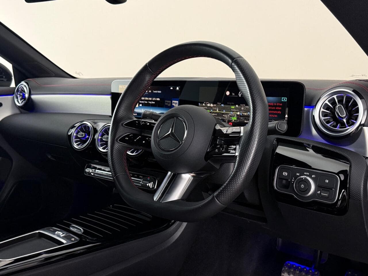 Mercedes-Benz CLA thumbnail Interior Front