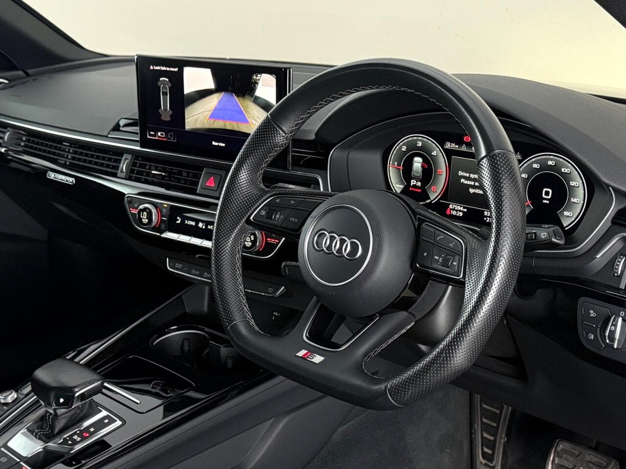 Audi A4 Avant thumbnail Inconclusive