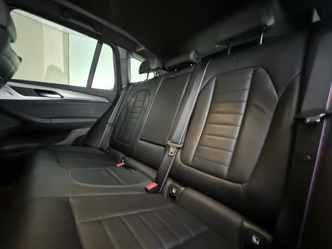BMW X3 thumbnail Seats Rear