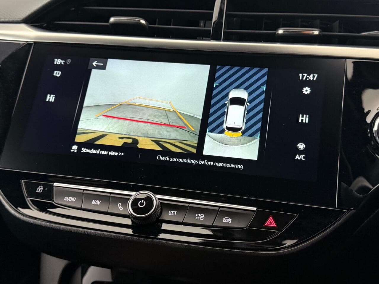 Vauxhall Corsa thumbnail Infotainment System