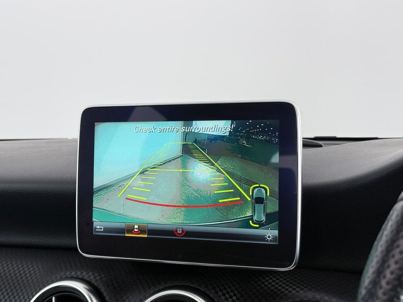 Mercedes-Benz A Class thumbnail Infotainment System