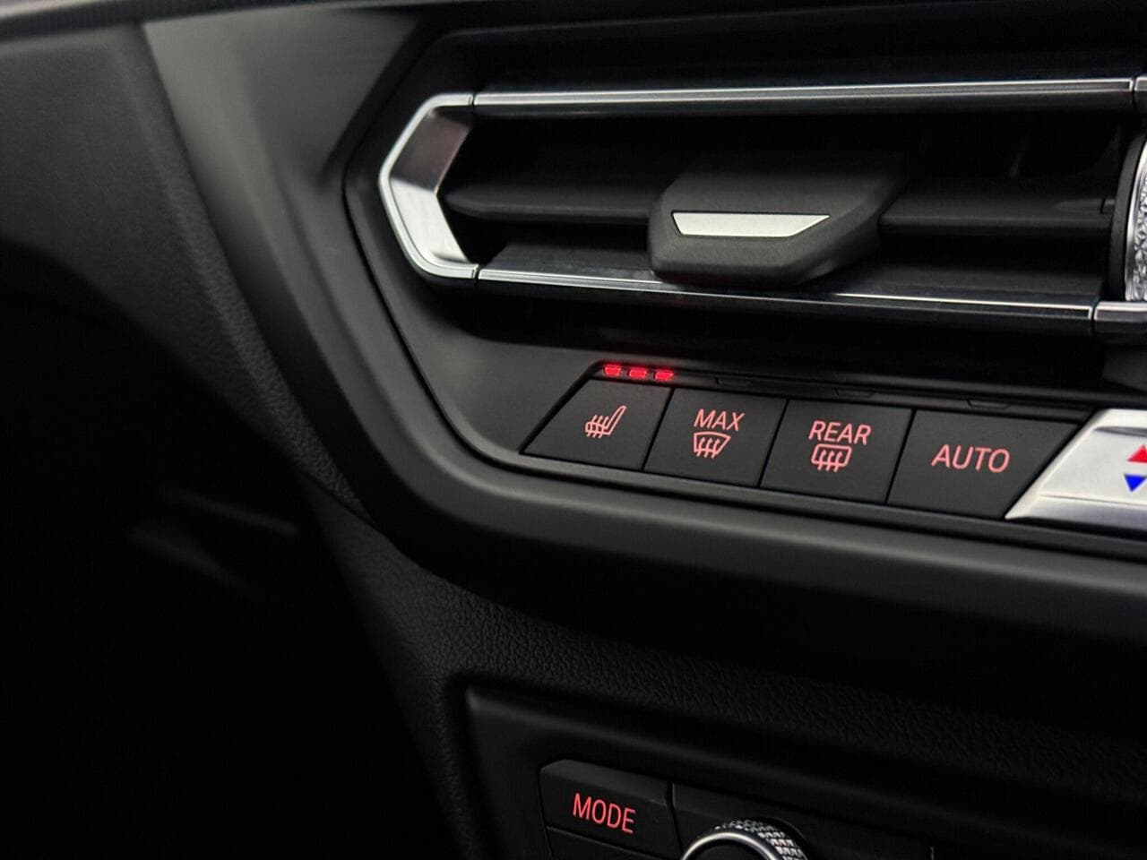 BMW 2 Series Gran Coupe thumbnail Misc Controls