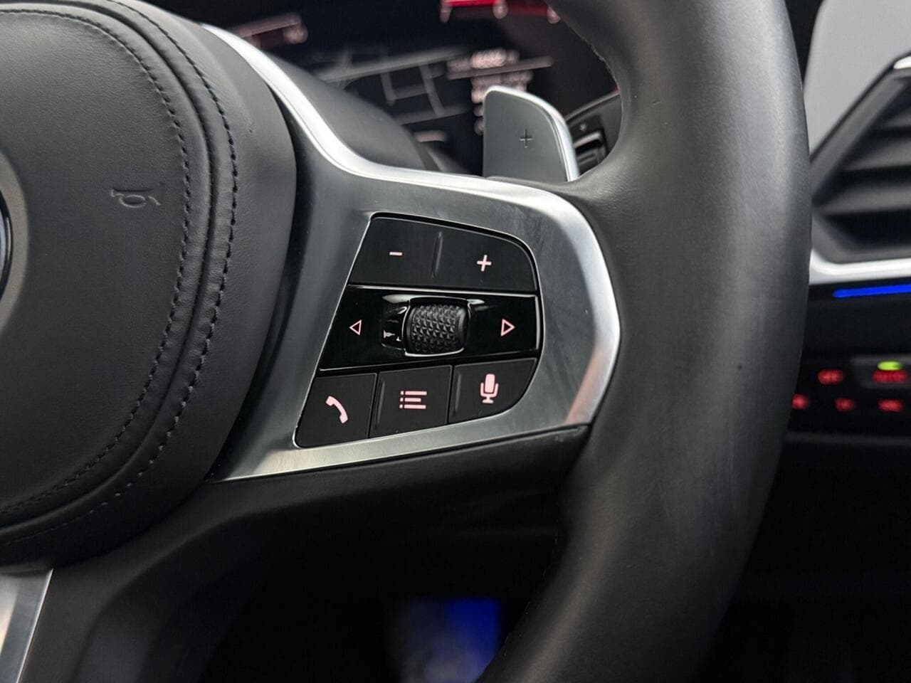 BMW 3 Series thumbnail Misc Controls