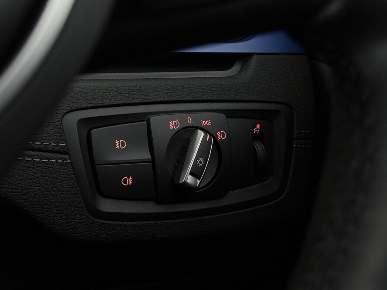 BMW X1 thumbnail Misc Controls