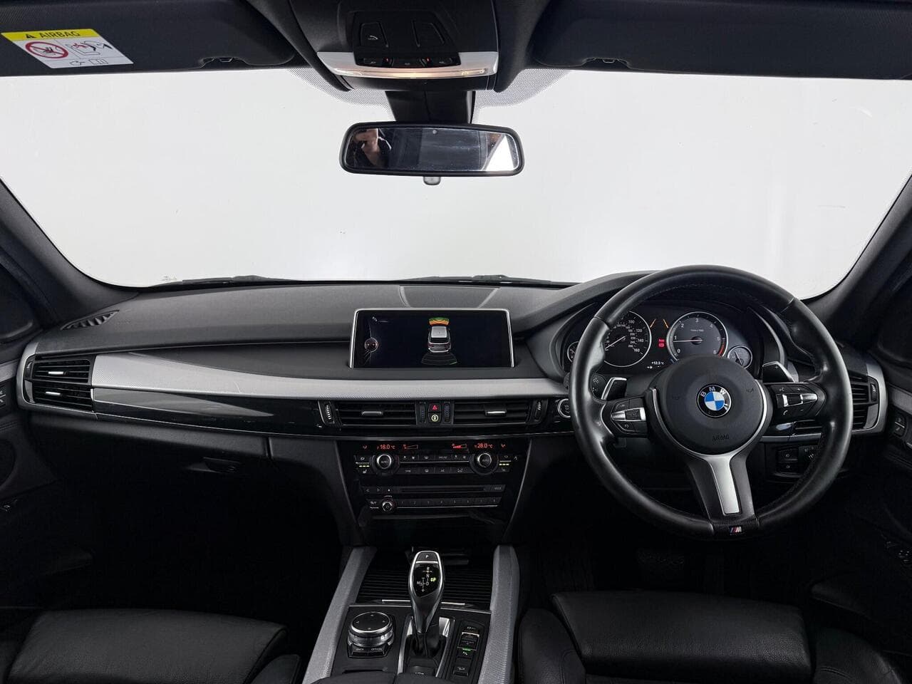 BMW X5 thumbnail Interior Front