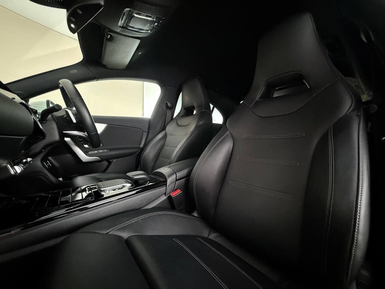 Mercedes-Benz CLA thumbnail Seat Front Passenger