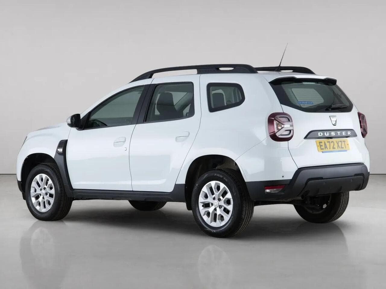 Dacia Duster thumbnail Rear Left