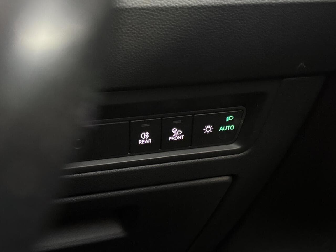Volkswagen Touareg thumbnail Misc Controls