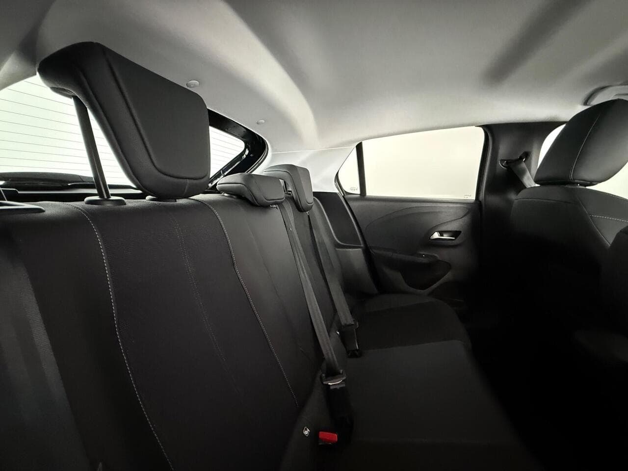 Vauxhall Corsa thumbnail Seats Rear