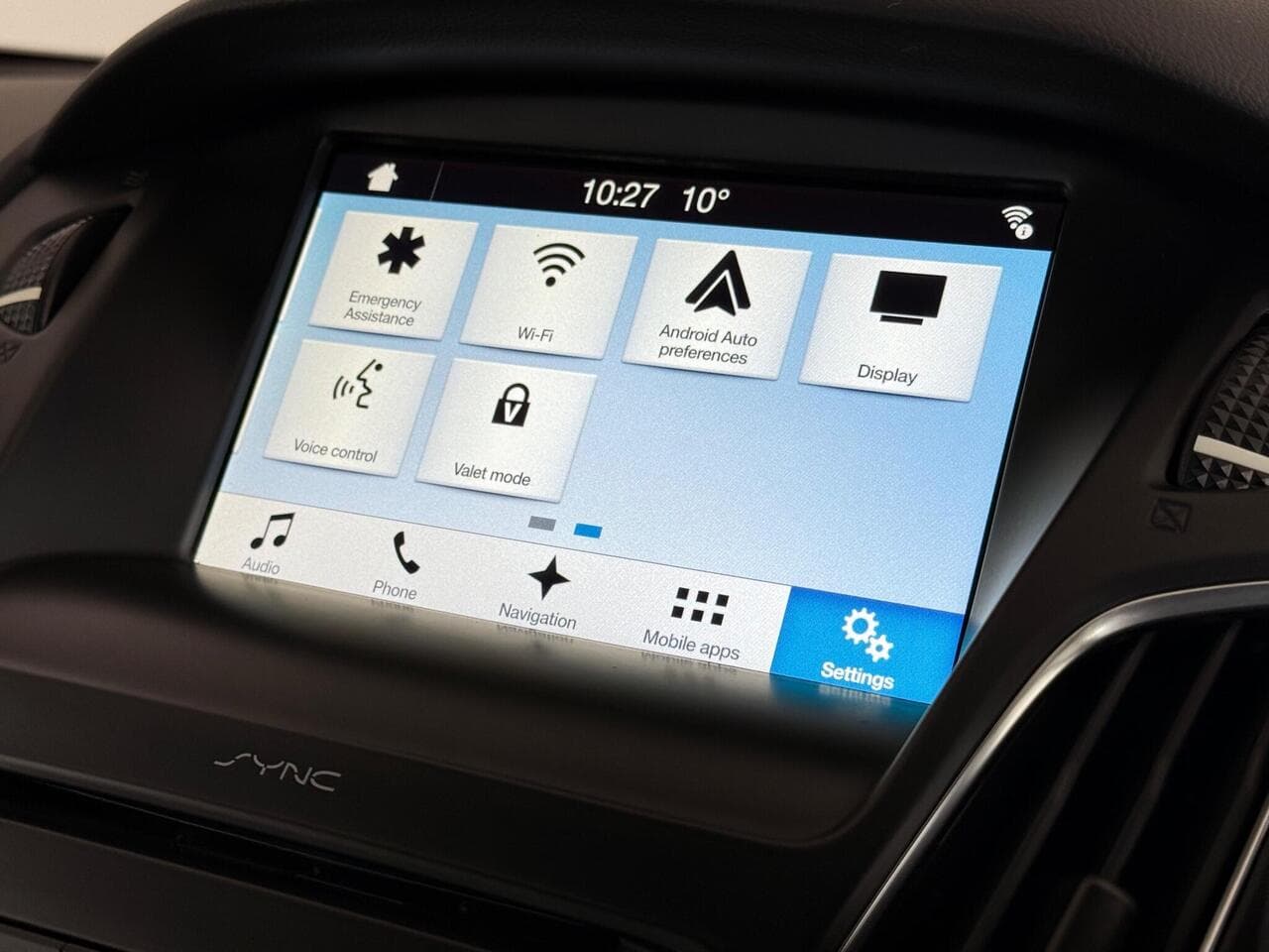 Ford Focus thumbnail Infotainment System
