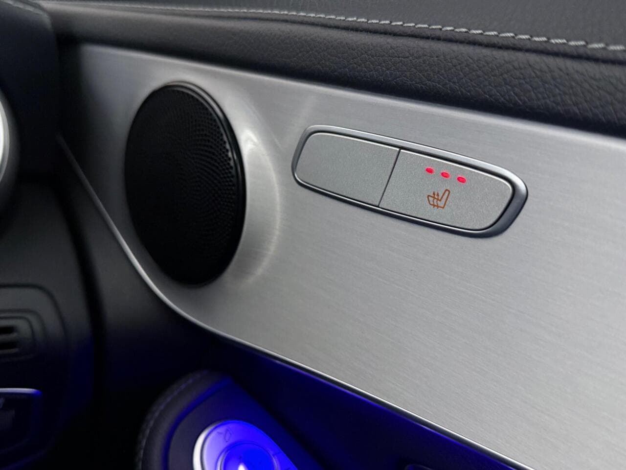 Mercedes-Benz GLC thumbnail Misc Controls