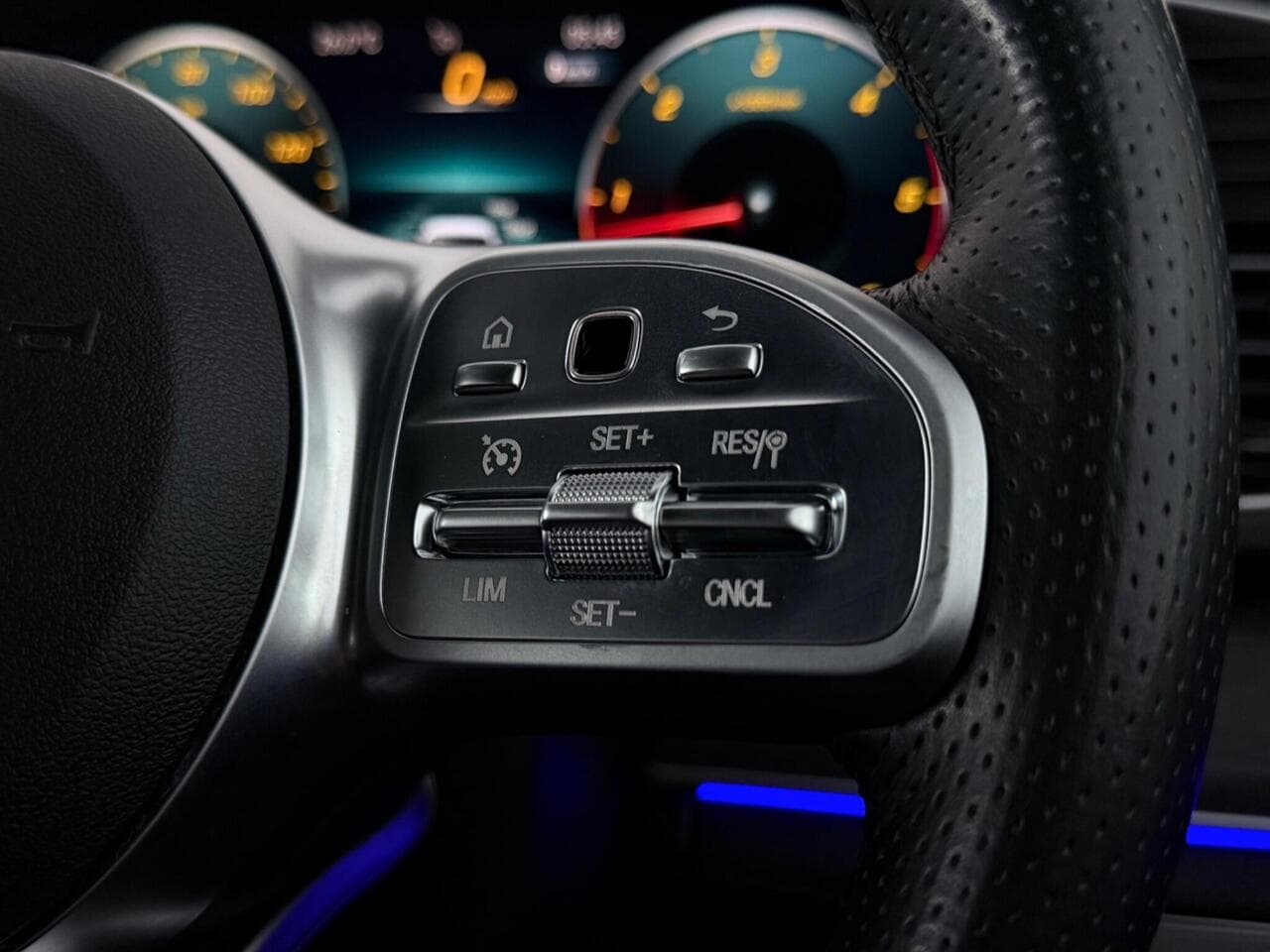 Mercedes-Benz GLE thumbnail Inconclusive