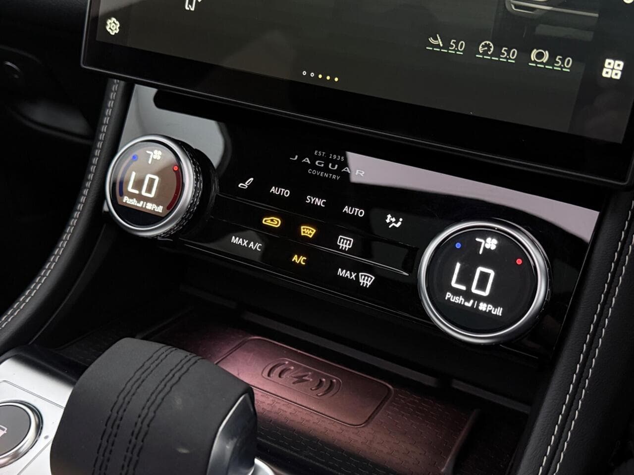 Jaguar F-PACE thumbnail Misc Controls