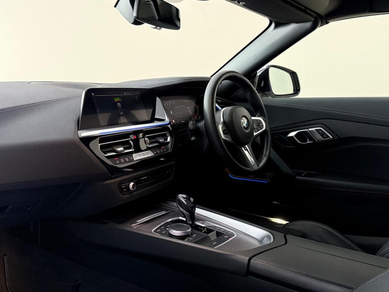 BMW Z4 thumbnail Interior Front