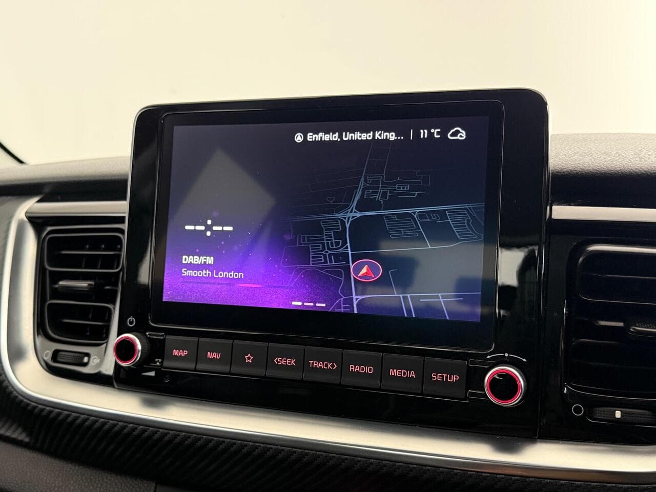 Kia Stonic thumbnail Infotainment System
