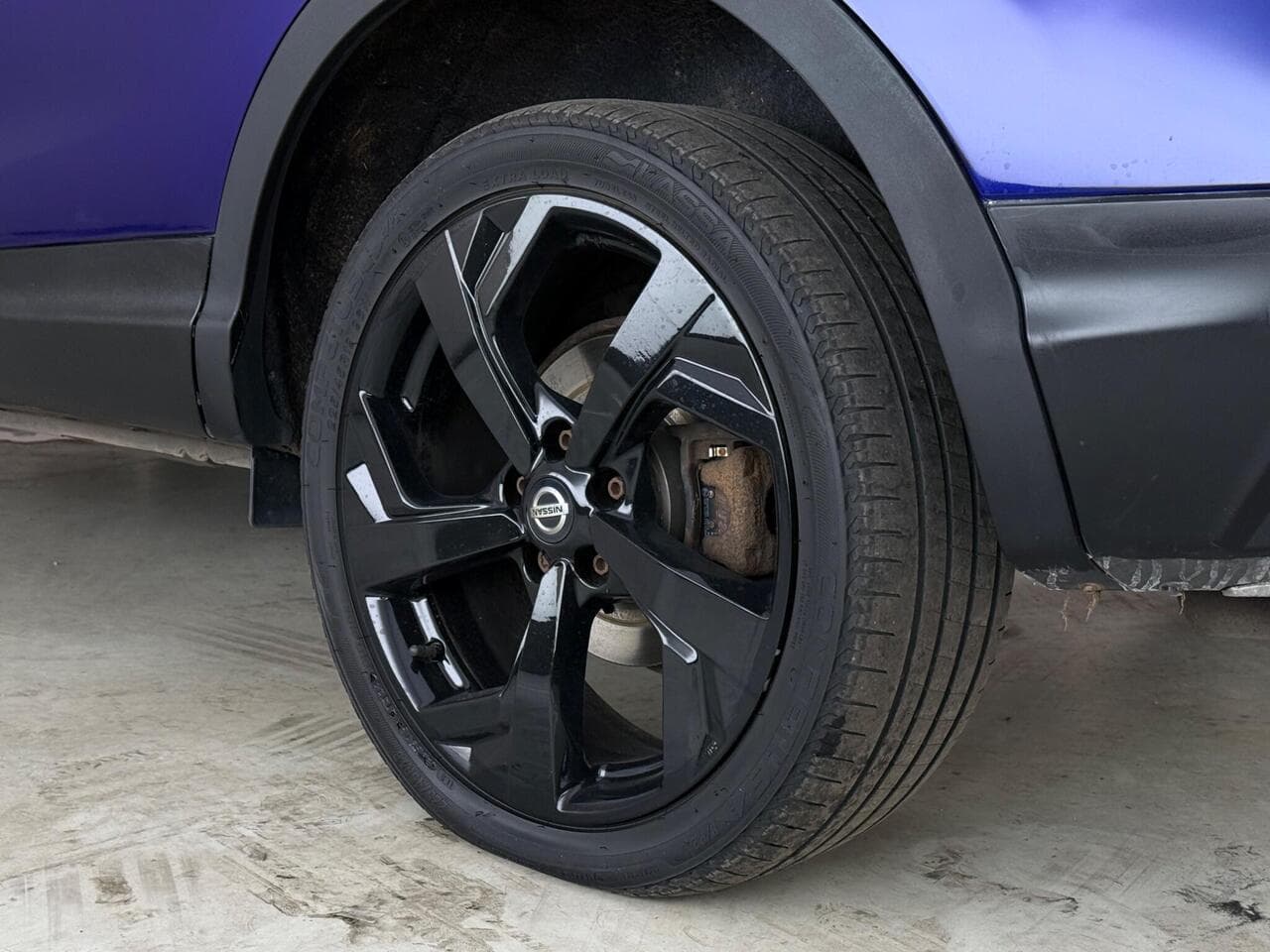 Nissan Qashqai thumbnail Wheel