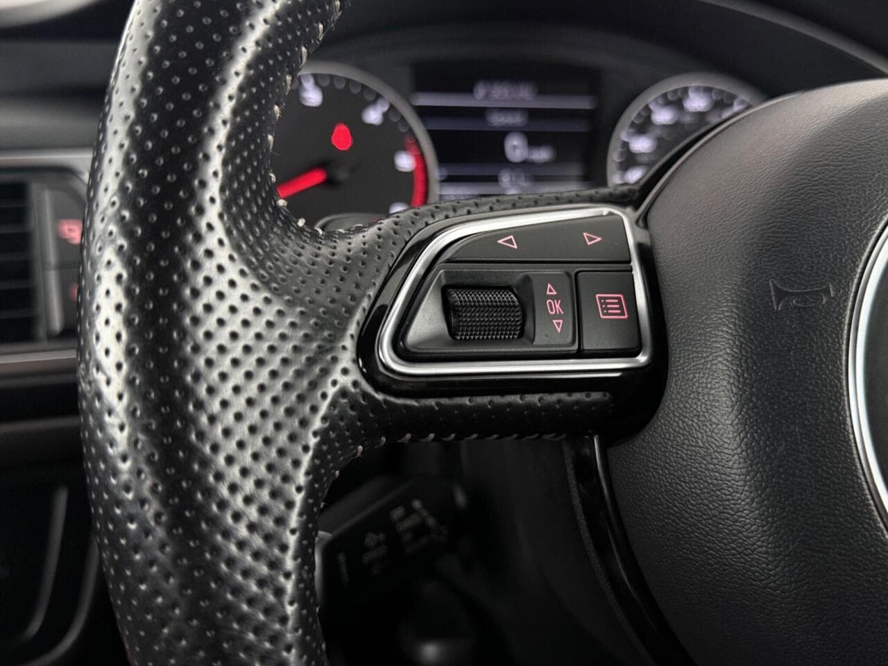 Audi A6 Avant thumbnail Misc Controls