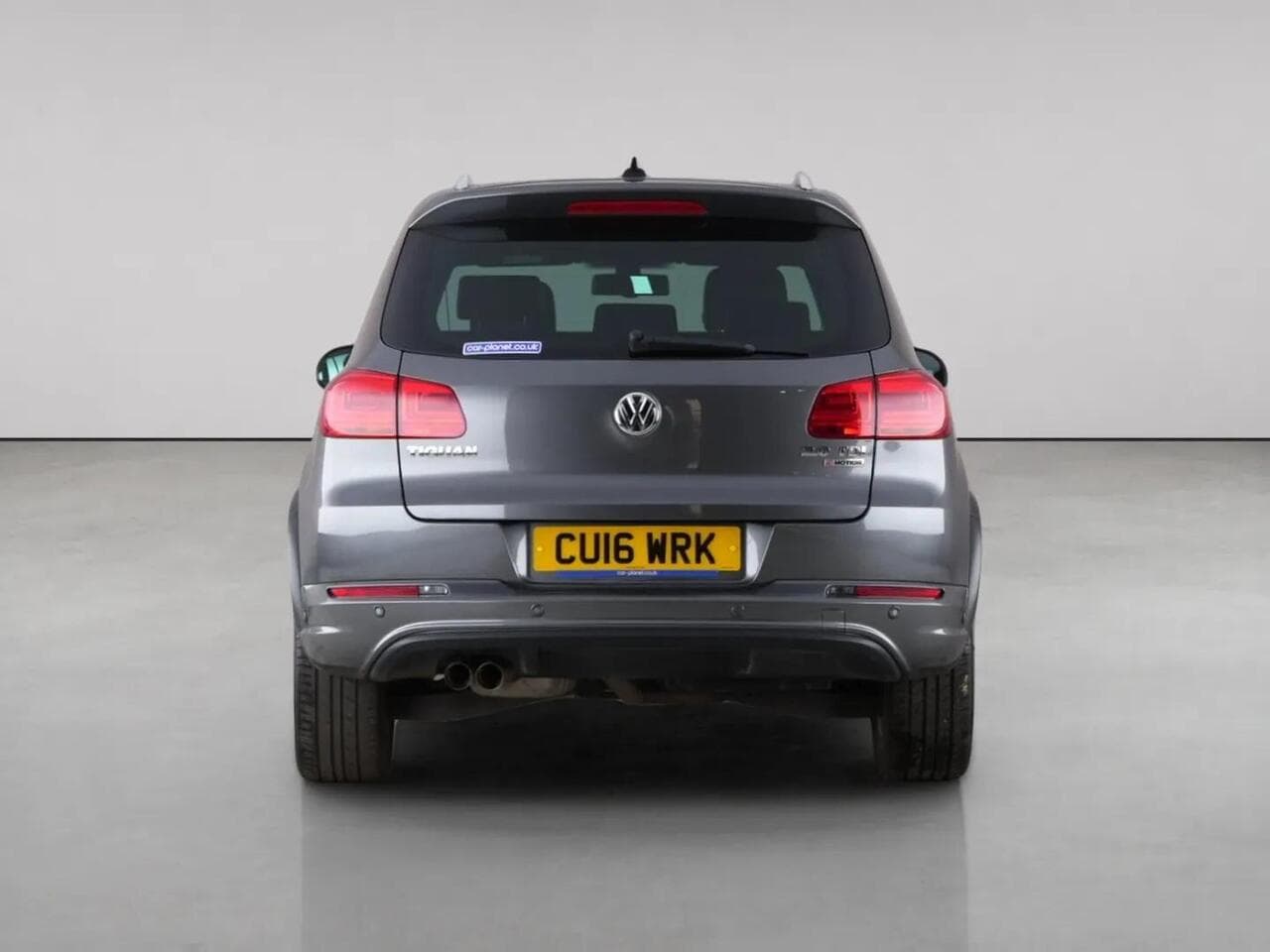 Volkswagen Tiguan thumbnail Rear