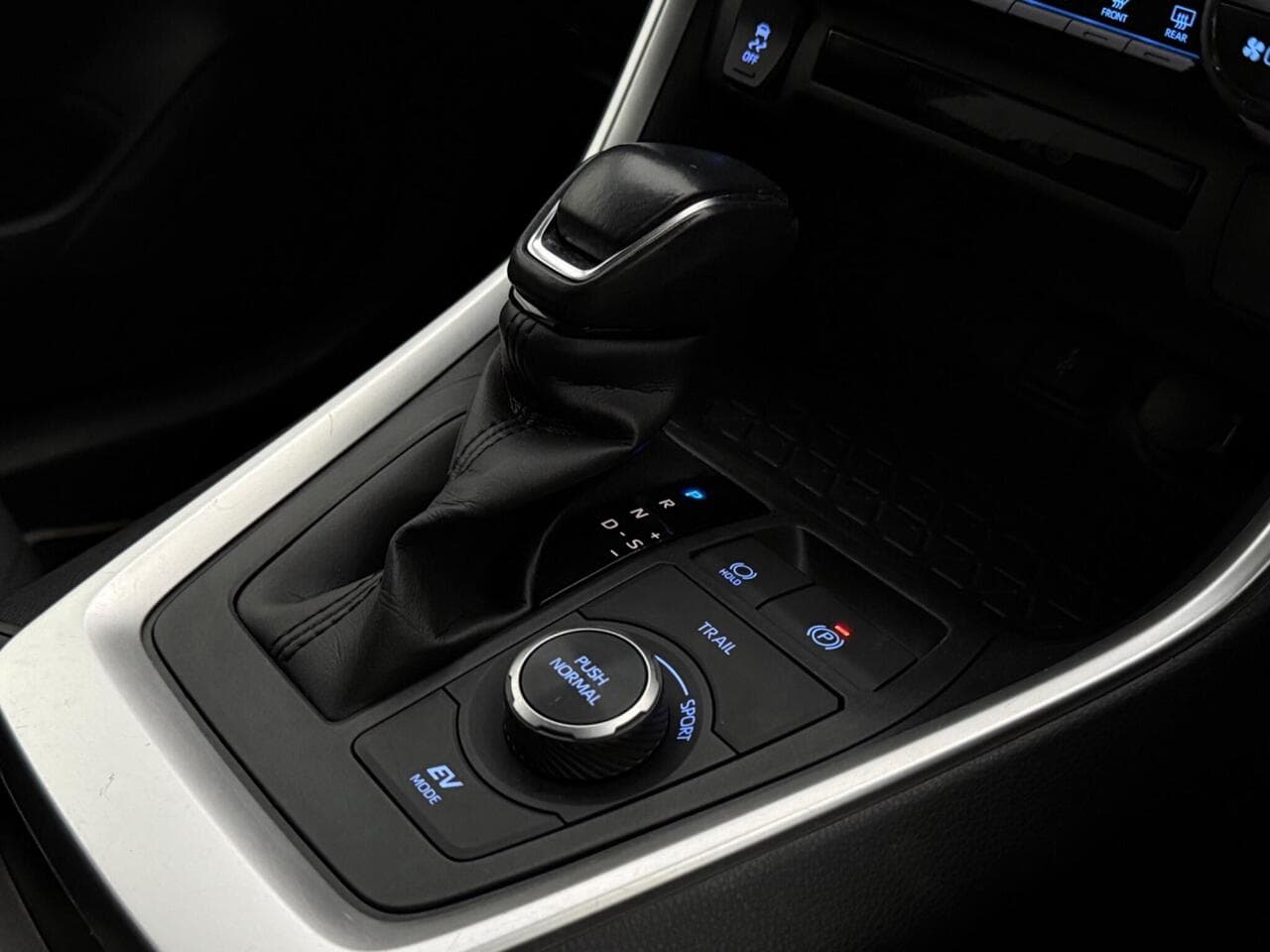 Toyota RAV4 thumbnail Misc Controls